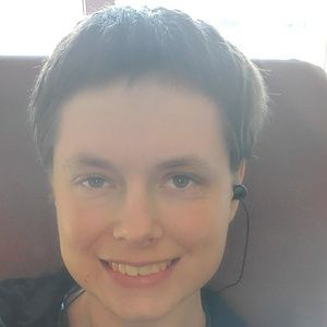 Meet your Posher, Tania